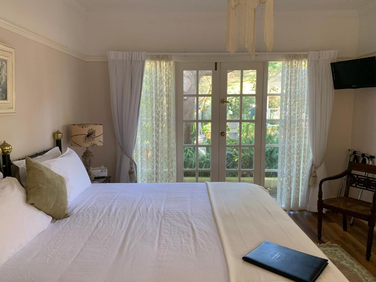 Rosebridge House Bed & Breakfast Adult Retreat Gooseberry Hill Bagian luar foto