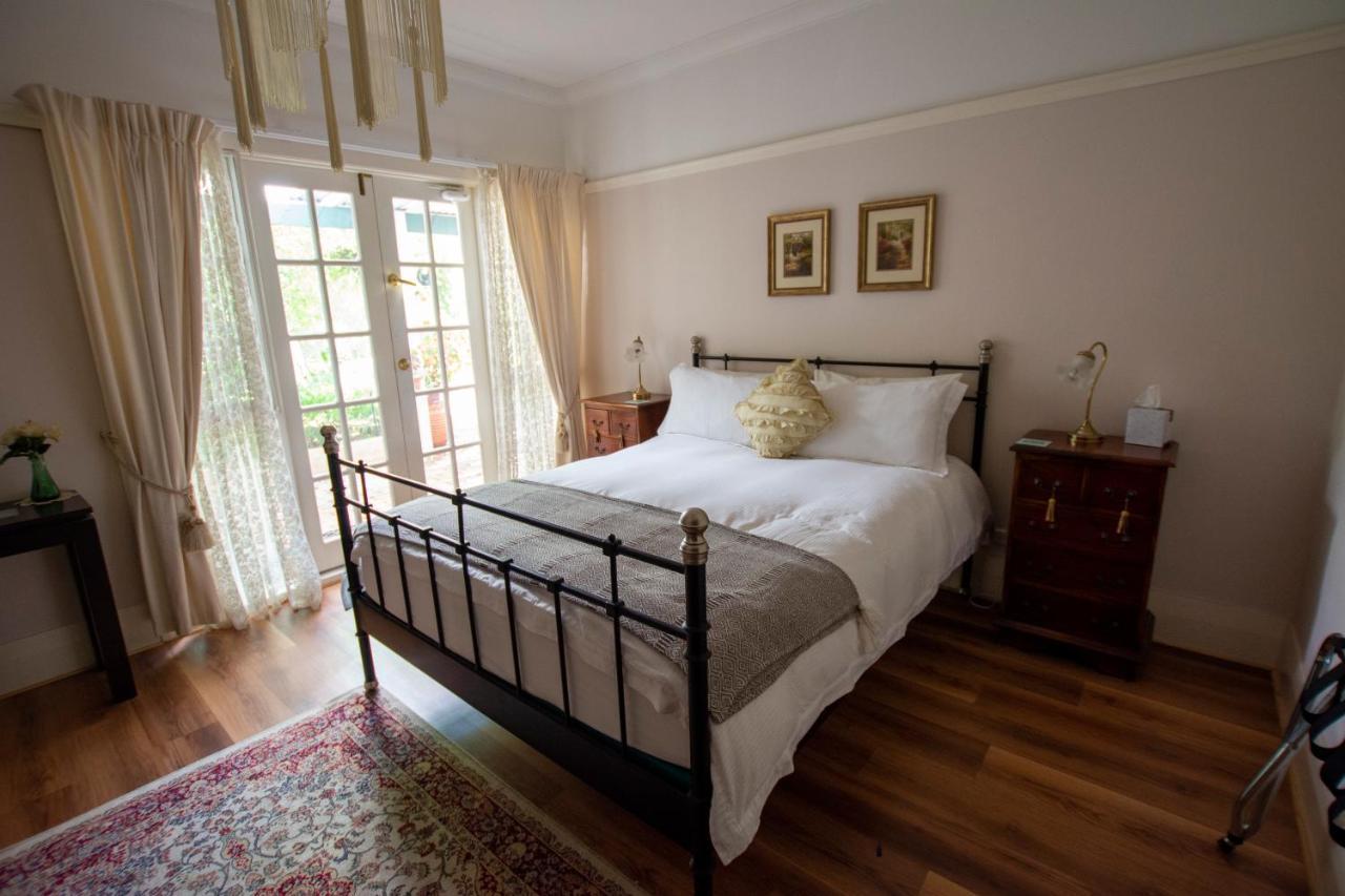 Rosebridge House Bed & Breakfast Adult Retreat Gooseberry Hill Bagian luar foto