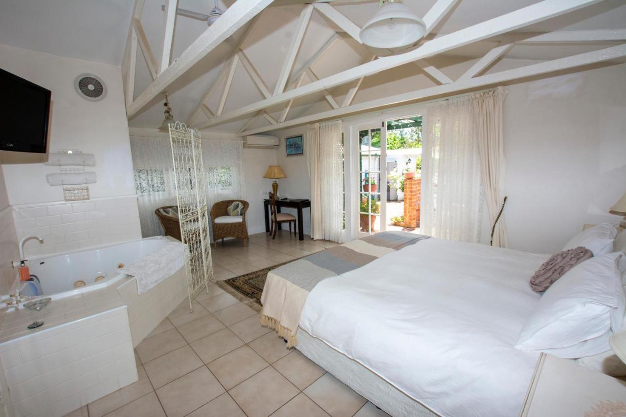 Rosebridge House Bed & Breakfast Adult Retreat Gooseberry Hill Bagian luar foto