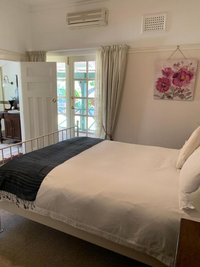 Rosebridge House Bed & Breakfast Adult Retreat Gooseberry Hill Bagian luar foto