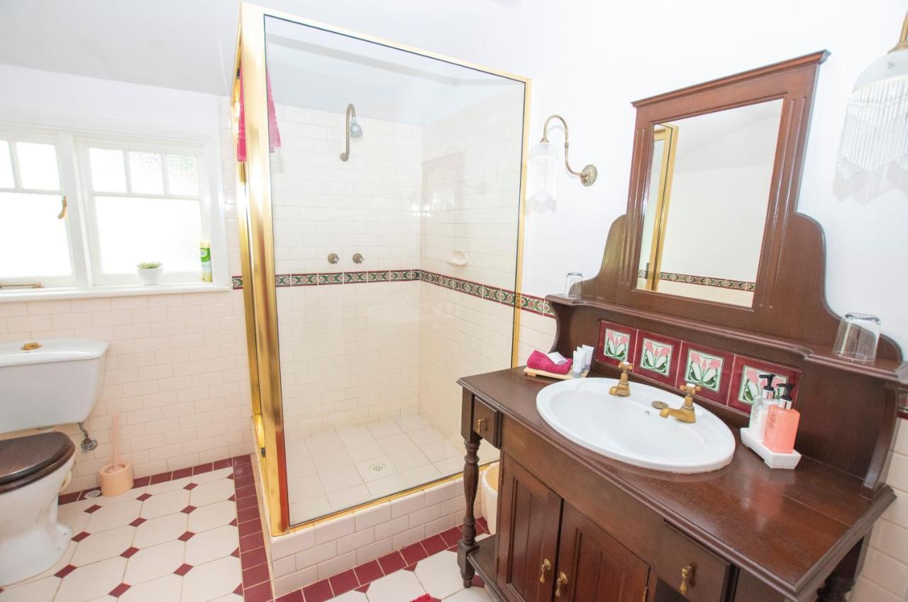 Rosebridge House Bed & Breakfast Adult Retreat Gooseberry Hill Bagian luar foto