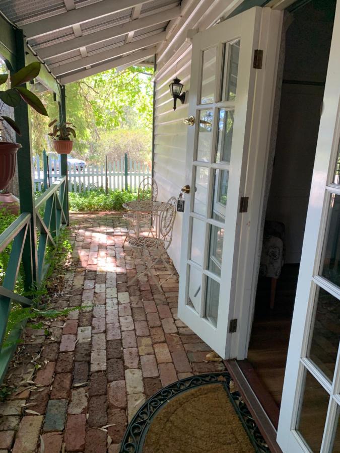 Rosebridge House Bed & Breakfast Adult Retreat Gooseberry Hill Bagian luar foto