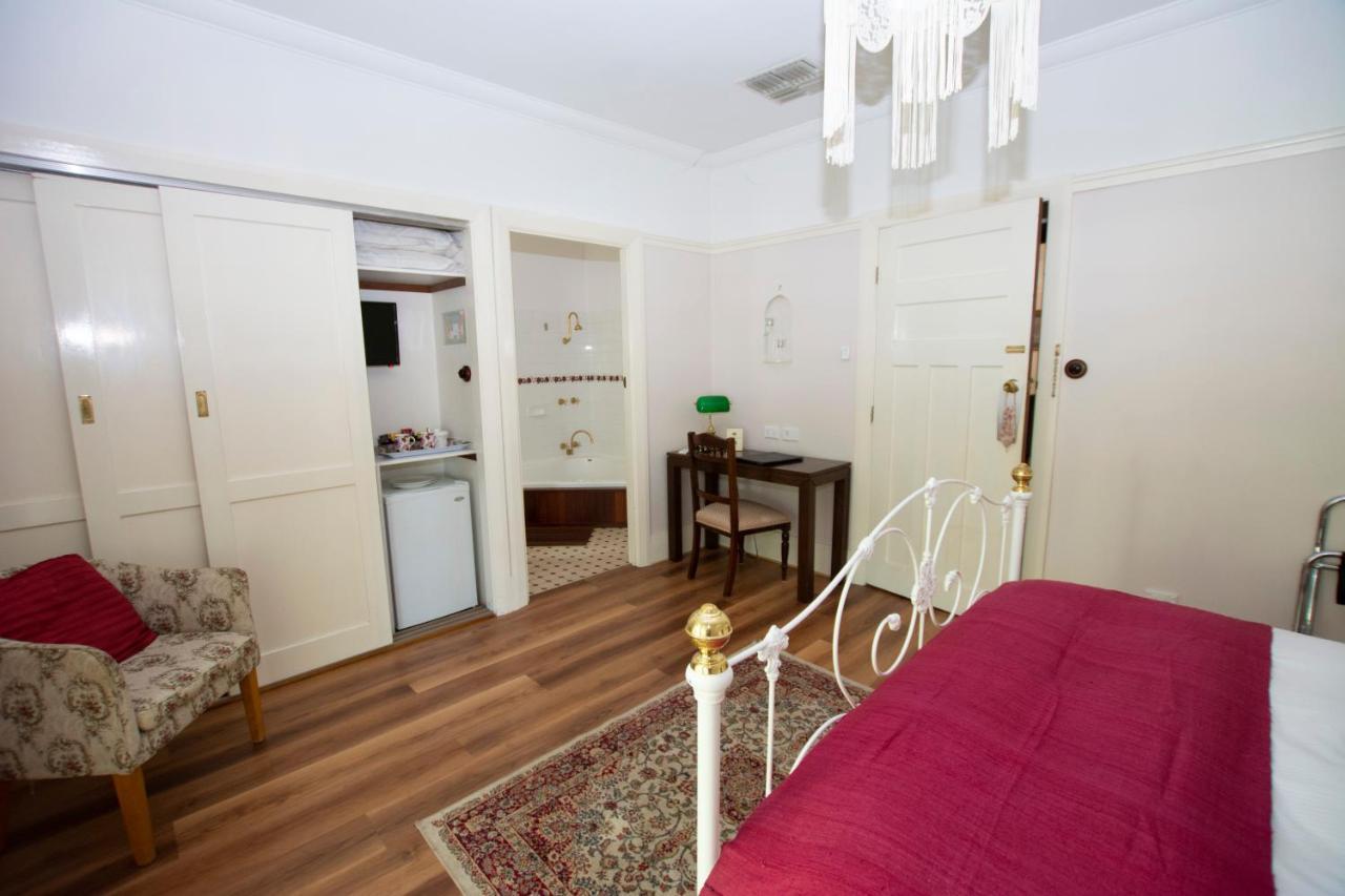 Rosebridge House Bed & Breakfast Adult Retreat Gooseberry Hill Bagian luar foto